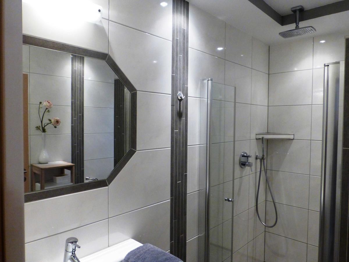Gaestehaus Natterer - Fewo 1 Momlingen Ngoại thất bức ảnh
